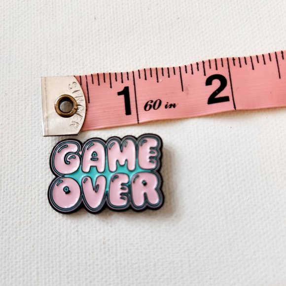 Game Over Pin Brooch Badges Metal Pins Brooches Gaming Gamer Game Boy Streamer - Picture 11 of 16